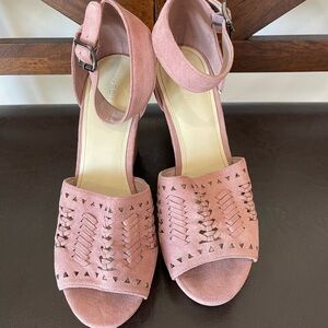 Marc Fisher size 9.5 wedges